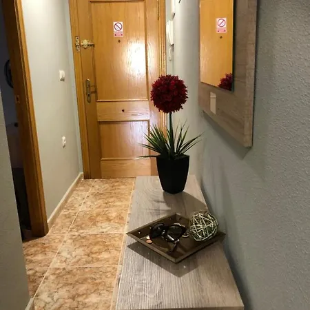 - Caballero De Rodas 173 Апартаменты Торевьиа