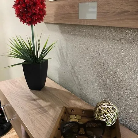 - Caballero De Rodas 173 Торрев'єха