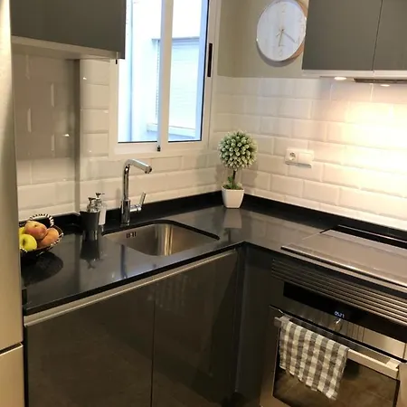 - Caballero De Rodas 173 *