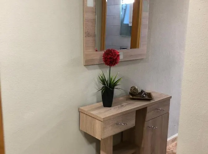 - Caballero De Rodas 173 *